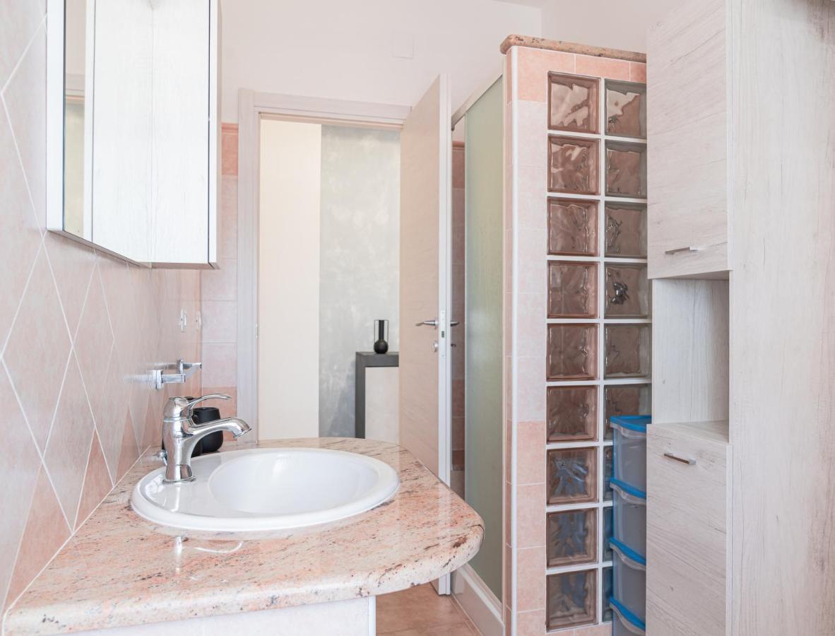 Almi - Guest Apartment Porto Torres Zewnętrze zdjęcie