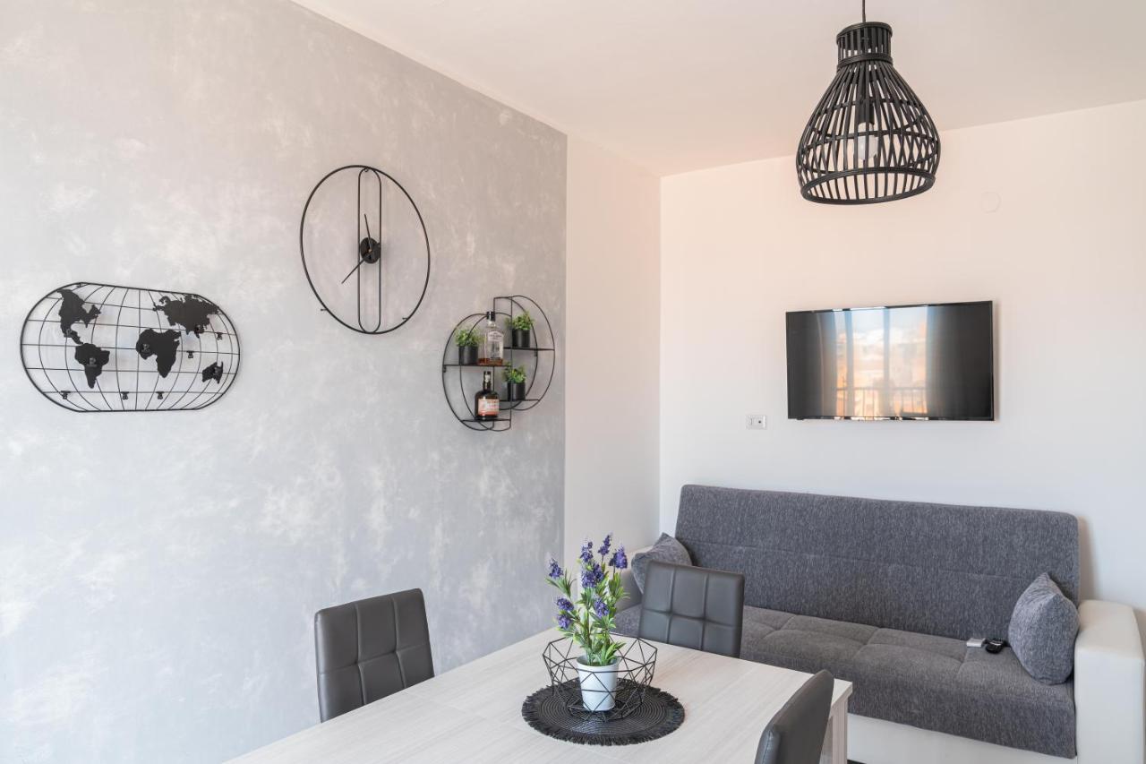 Almi - Guest Apartment Porto Torres Zewnętrze zdjęcie