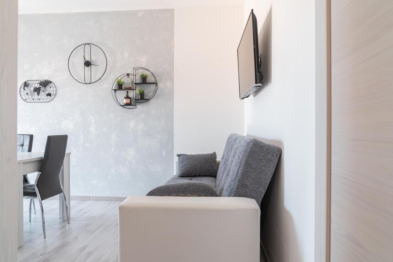 Almi - Guest Apartment Porto Torres Zewnętrze zdjęcie